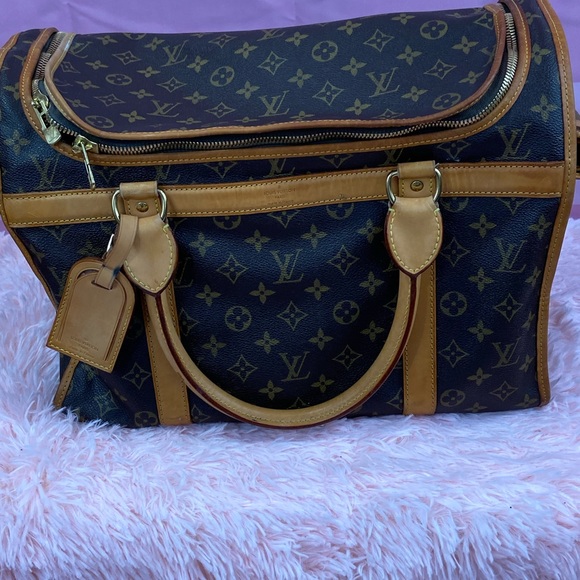Authentic Louis Vuitton Monogram Pet Carrier 40 - Picture 9 of 11
